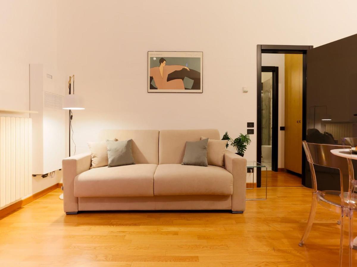 The Best Rent - Modern Apartment In The Center Milão Exterior foto