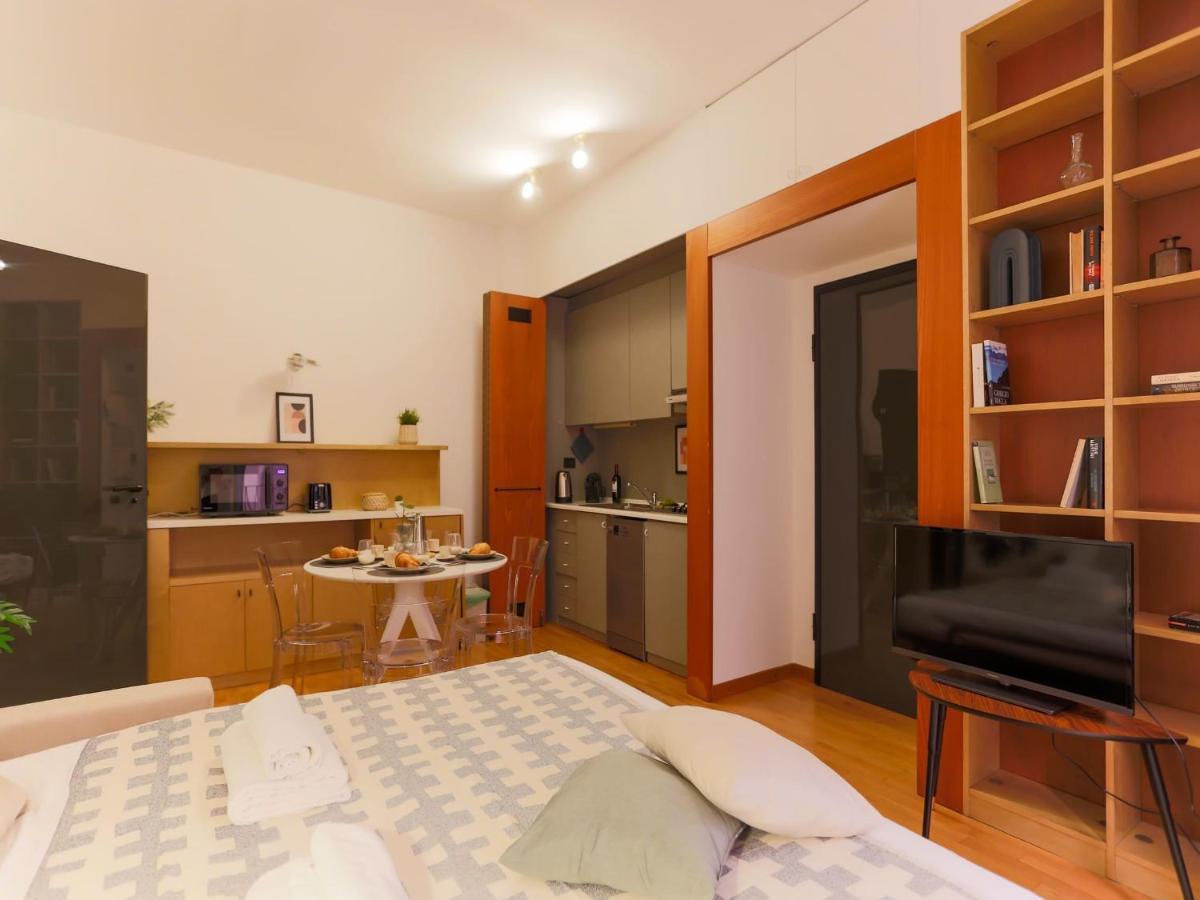 The Best Rent - Modern Apartment In The Center Milão Exterior foto